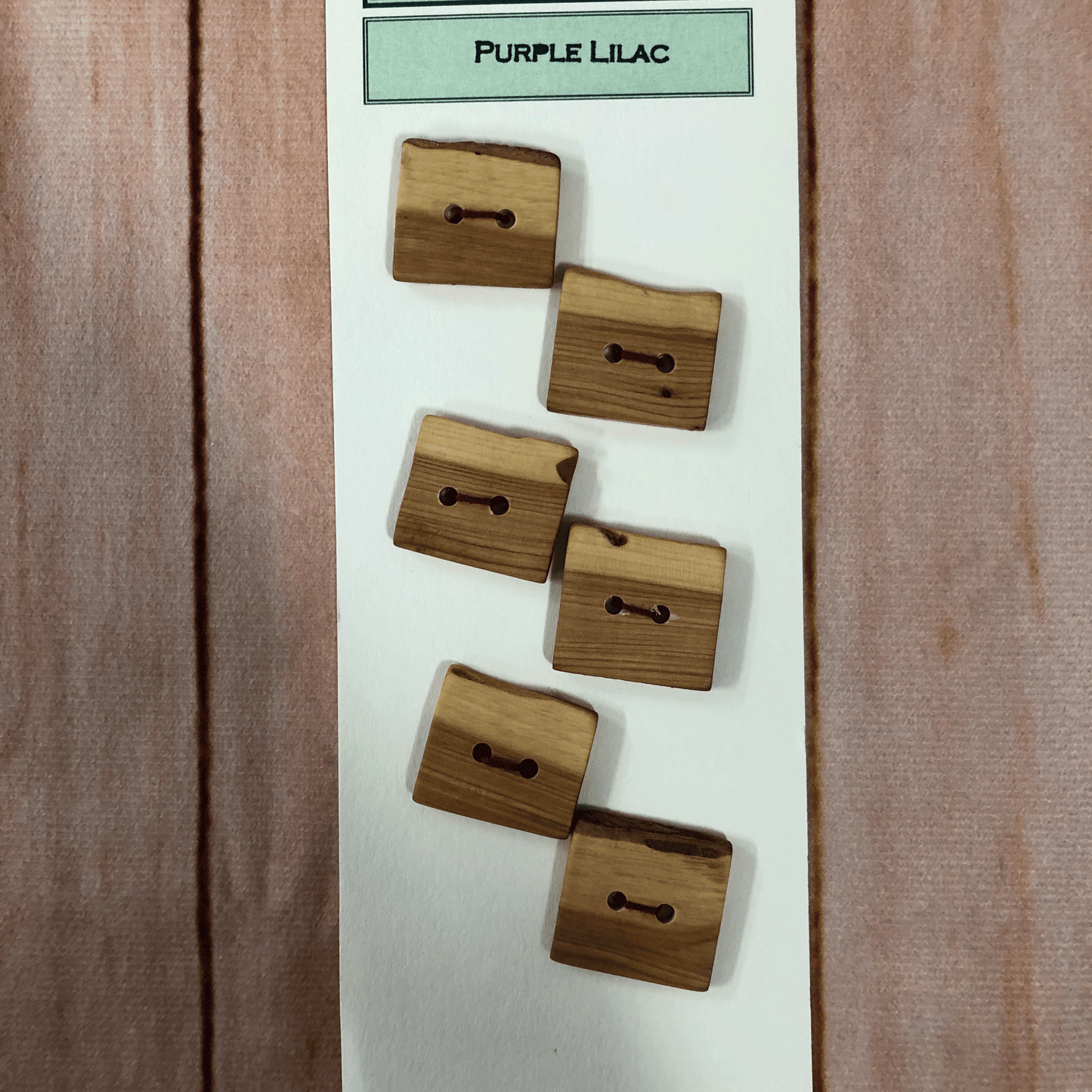 Favour Valley Buttons Medium