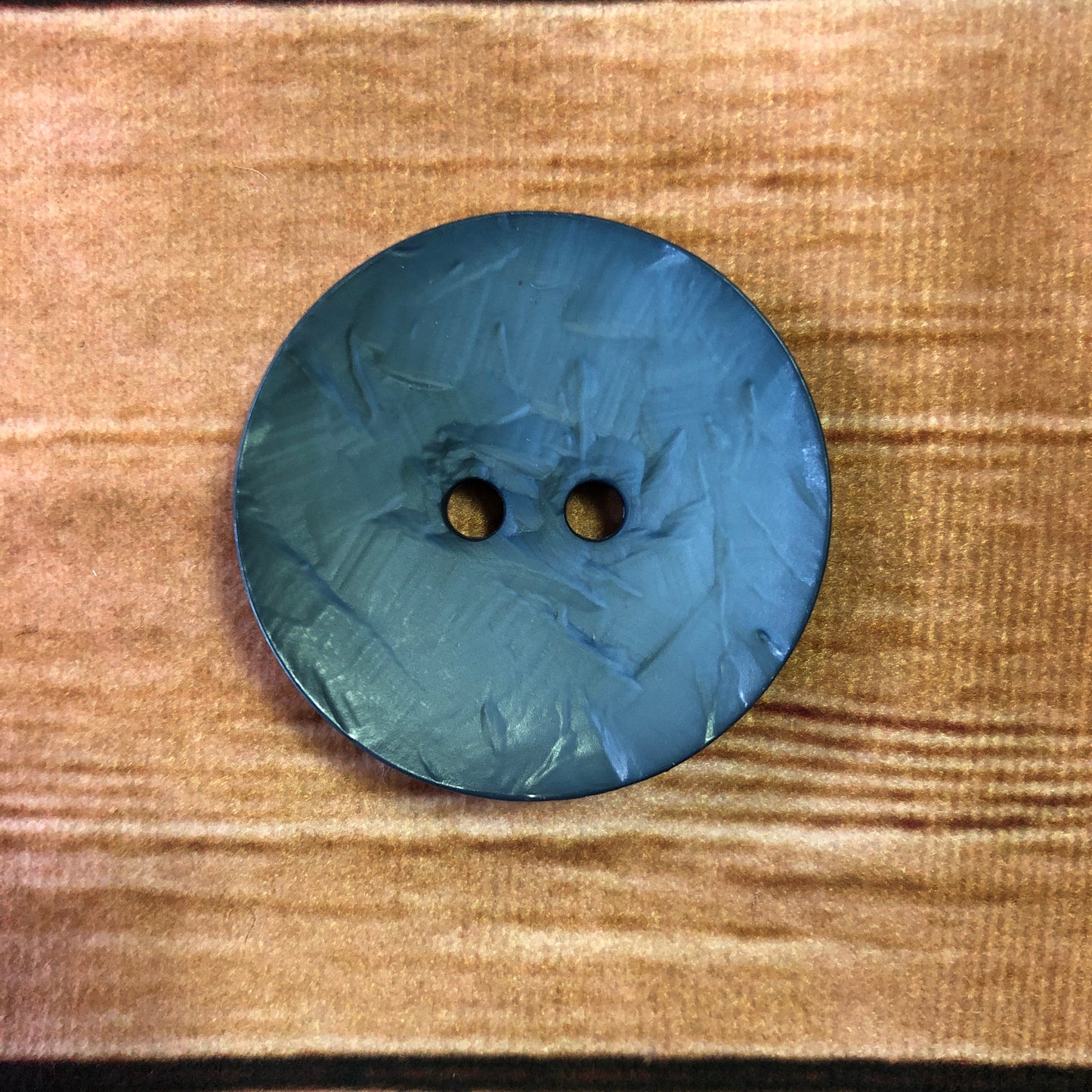 Dill Buttons Two Holes Round