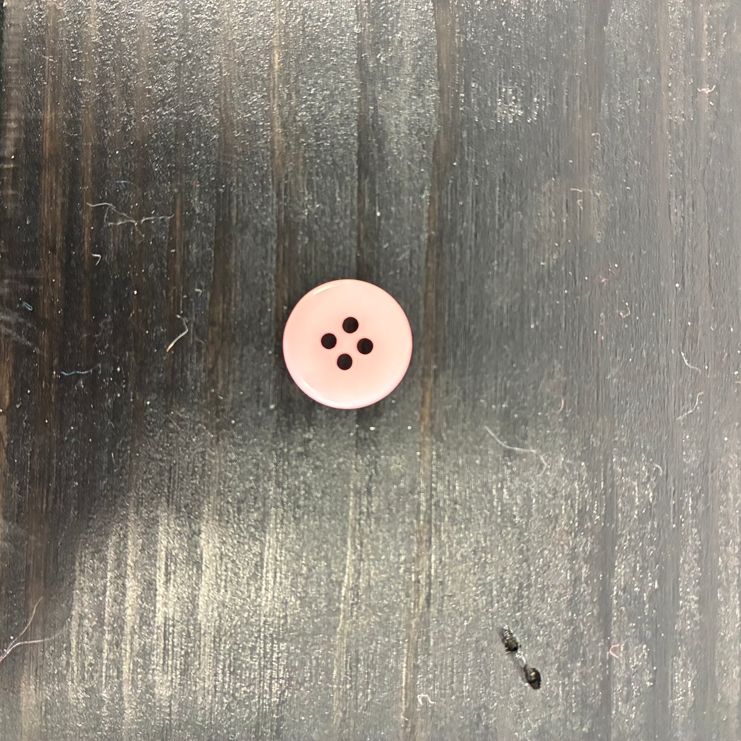 Solid 4-hole Round Buttons