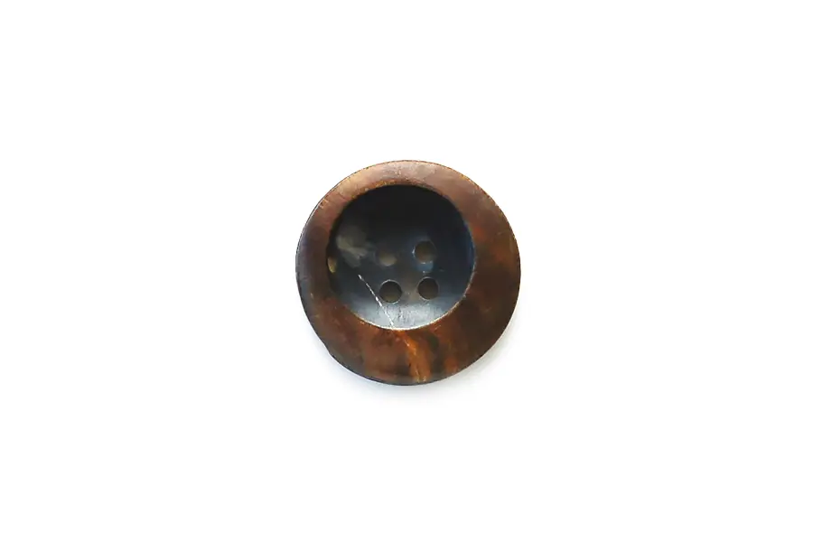 Buttons Offset Black Center Horn Round