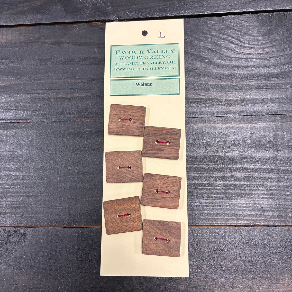 Buttons Favour Valley L