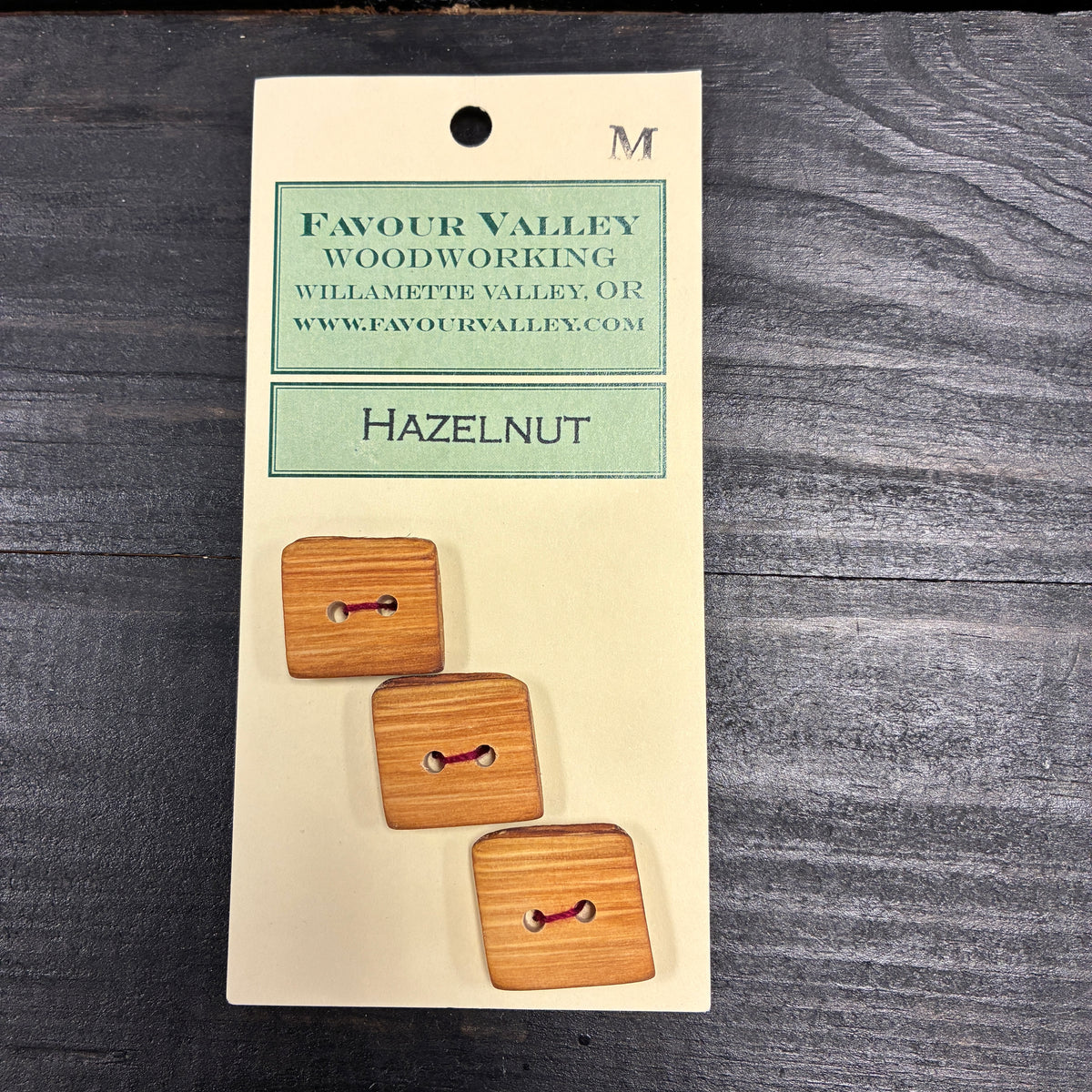 Buttons Favour Valley M