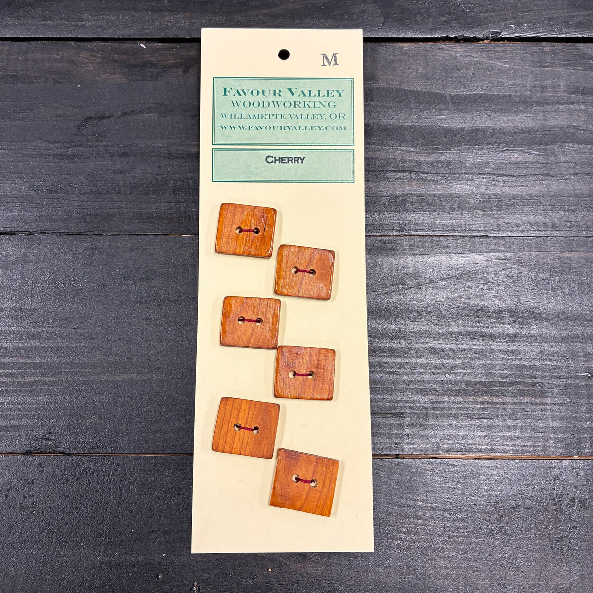 Buttons Favour Valley M