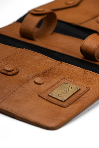 Muud Carita Binder