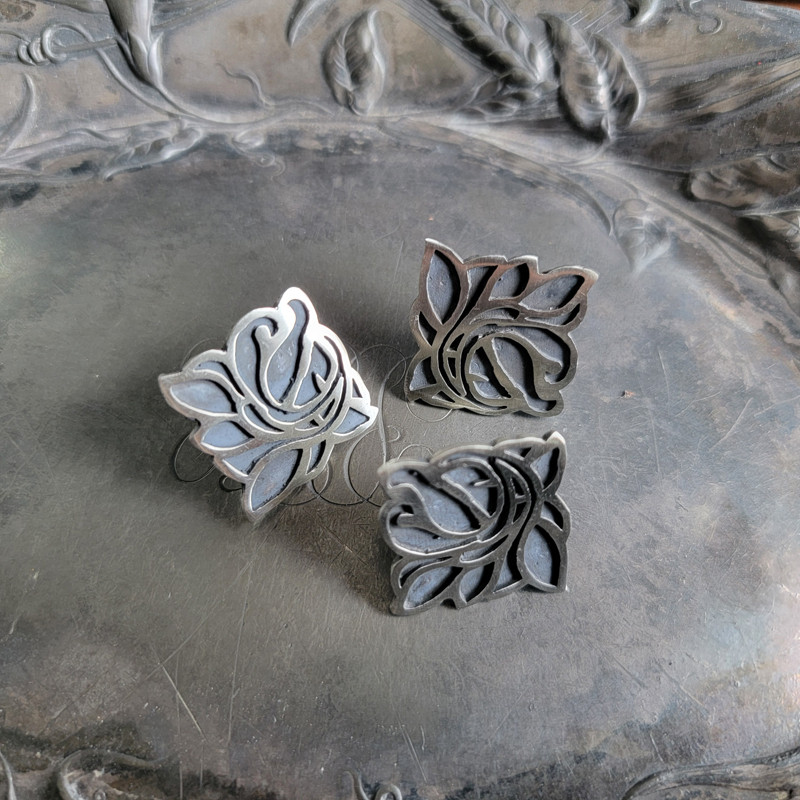 JUL Stud Buttons