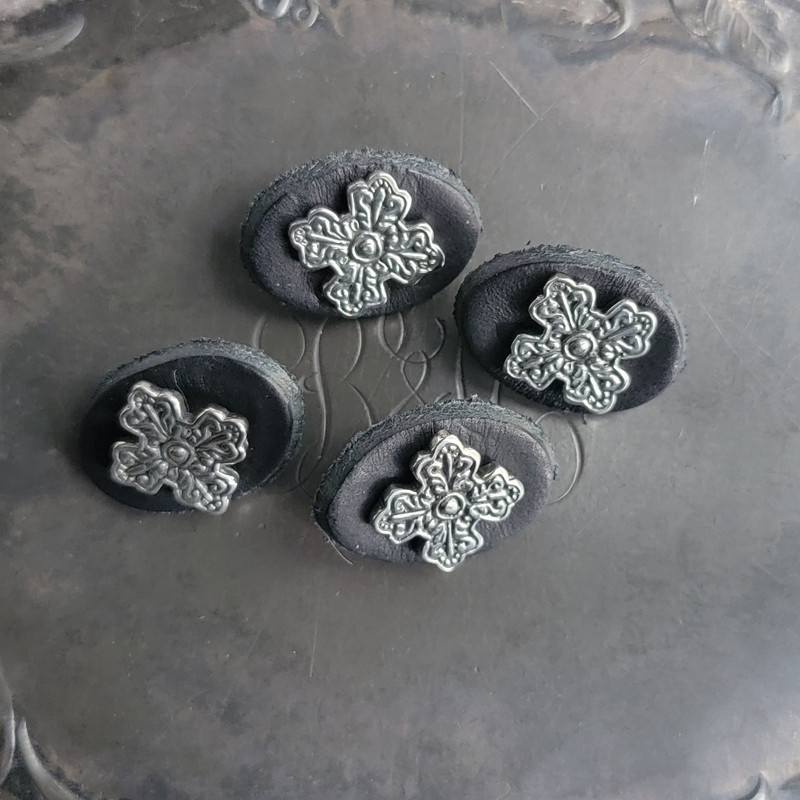 JUL Stud Buttons